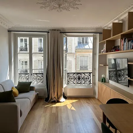 Et Canape-lit * Paris